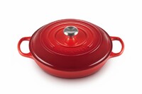 Faitout en fonte emaillee 30 cm Cerise avec Interieur Sable